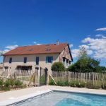 Vue extérieure avec piscine